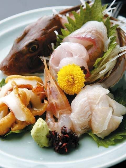 【愛知・蒲郡×グルメ】店主が仕入れる良質な鮮魚を「三河湾魚貝料理 福善」