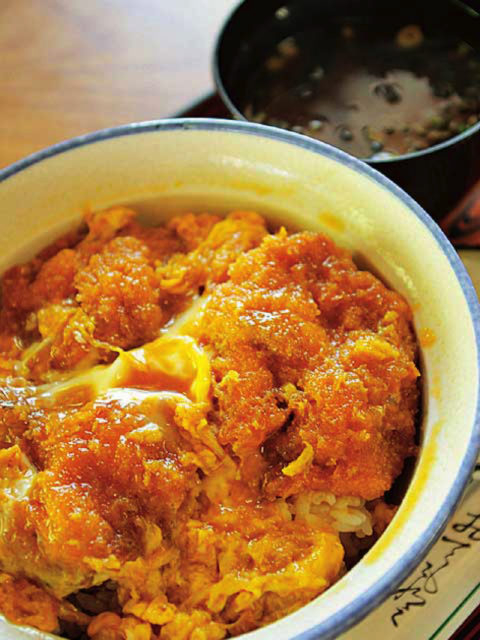 【佐久島ランチ】新鮮な魚介を満喫!「食事処 すゞ屋」