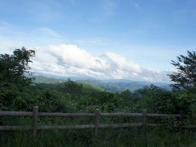 【香嵐渓&茶臼山×高原ドライブ4】南アルプスを望む美景ポイント「やまなみ展望台」