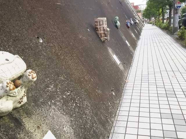 【常滑の観光スポット】とこなめ招き猫通り