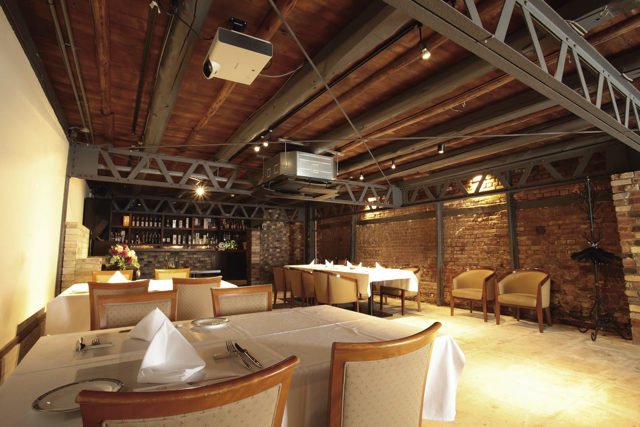 Bar&Bistro 共栄窯