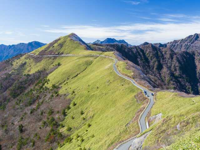 UFOライン(町道瓶ヶ森線)