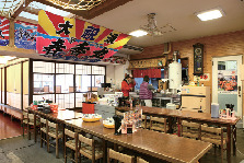 <越前がにはここで食べられる!>やまに水産