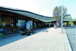 【栃木×道の駅】佐野藤岡ICやアウトレットに近接!「道の駅 みかも」