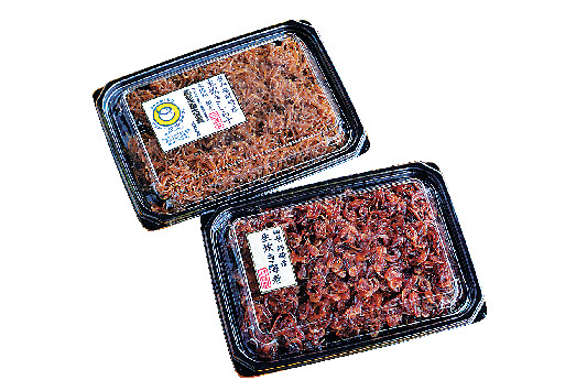 【南知多×ドライブ】活気ある漁港の市場で新鮮魚介&海産物を「師崎漁港朝市」