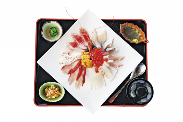 【福井×海鮮丼】魚屋の喰い処まつ田(越前海岸)