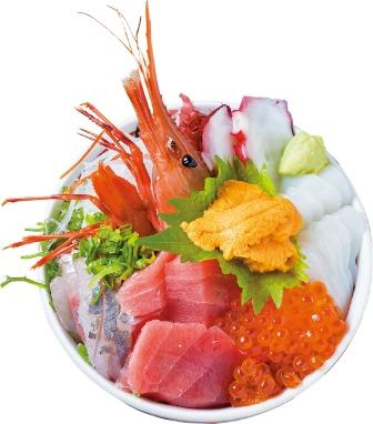 地元で獲れた魚介類がてんこ盛りボリューム満点の丼が人気「まさる」