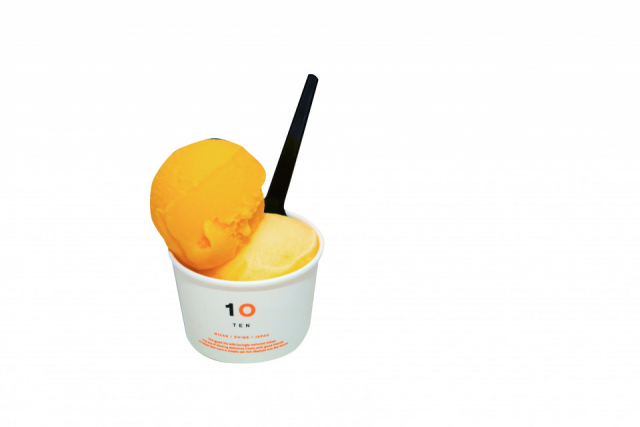 多彩な柑橘アイテムを展開する専門店「10FACTORY 道後店」