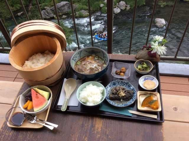 甘味とごはん処 やお九