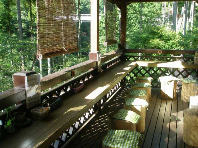 森の中のお肉レストラン アースガーデン