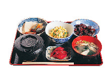 体にやさしい昼定食 北小路