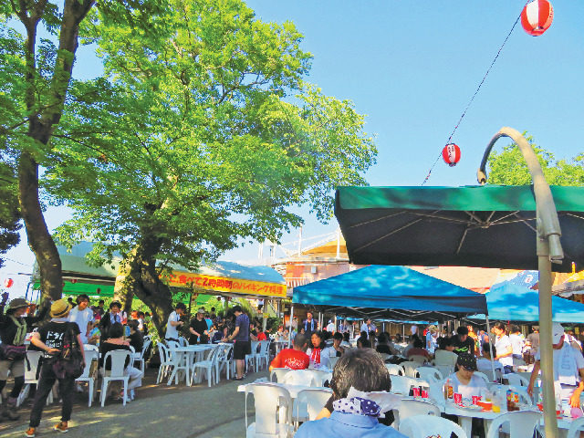 森の中で楽しむ