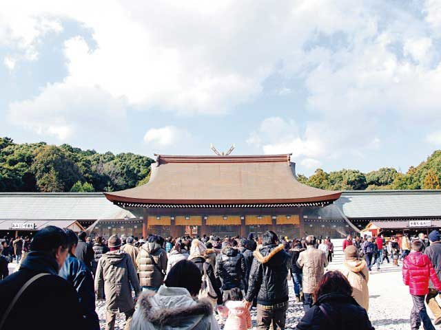 橿原神宮の内拝殿