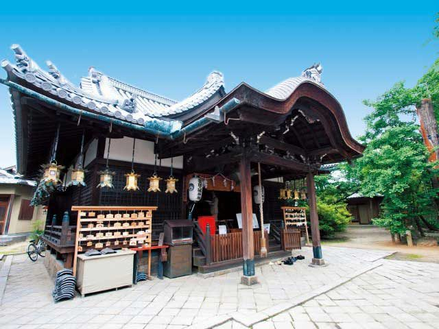 『続日本紀』に記述が残る「薬園八幡神社」