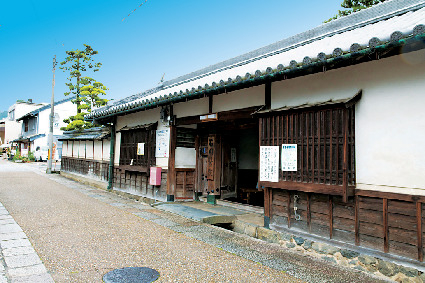 城下町の面影が残る「土佐の町並み」