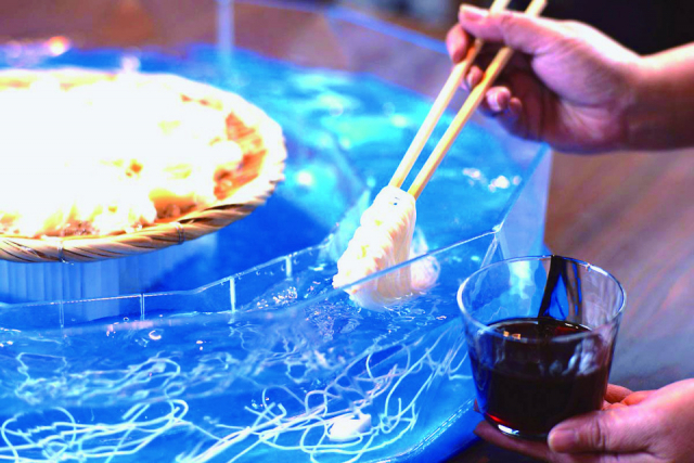 【奈良】奈良県初のそうめん流しを楽しむ「三輪そうめん流し」