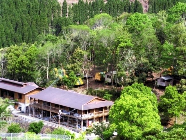 2.本格派!設備充実キャンプ場のBBQスポット