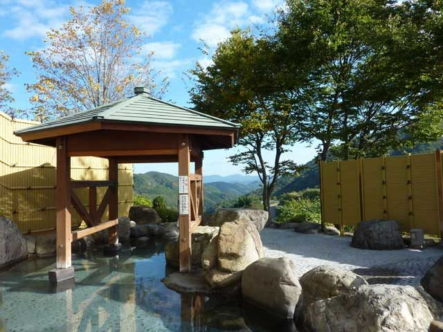 4.遊んだ後はさっぱり♪温泉にも入れるBBQスポット