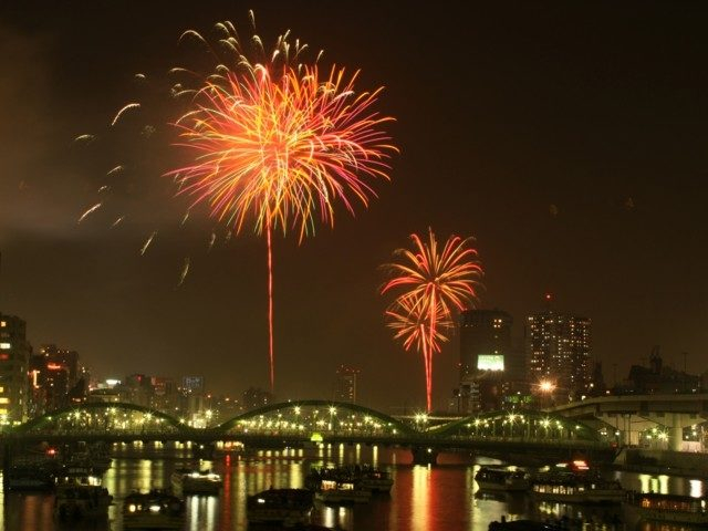 隅田川花火大会(東京都)