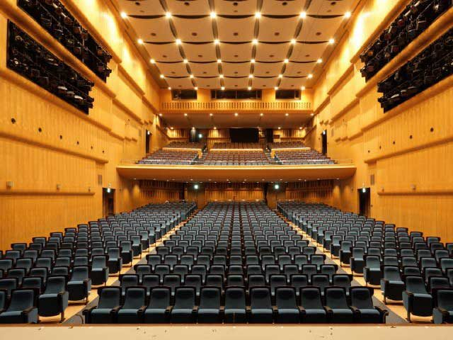 なんばグランド花月