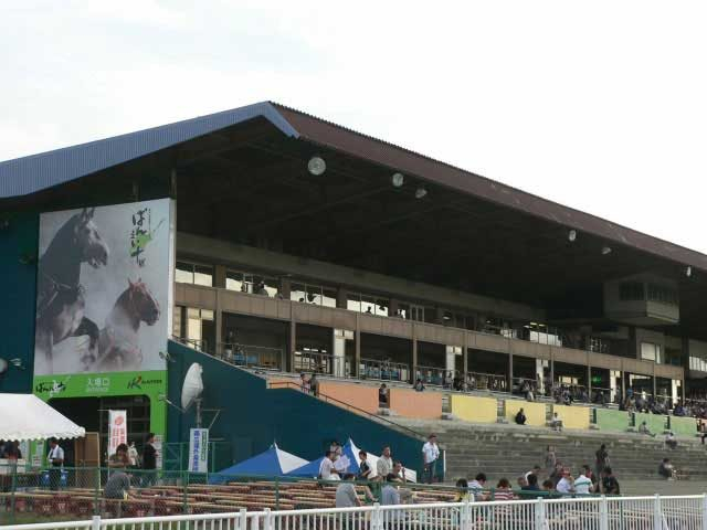 ばんえい十勝(帯広競馬場)