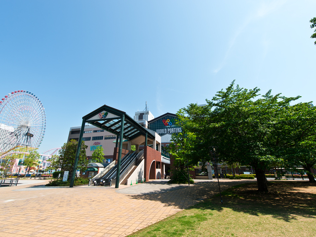 横浜ワールドポーターズ