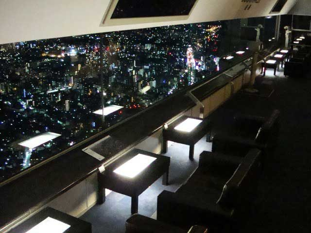 横浜ランドマークタワー69階展望フロア スカイガーデン