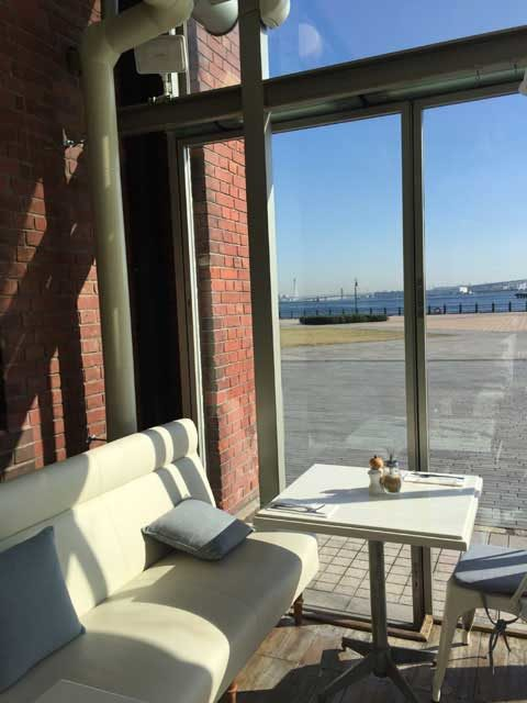 bills 横浜赤レンガ倉庫