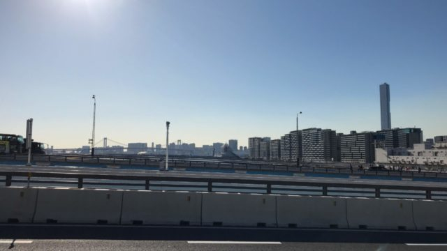晴海大橋からの眺めを楽しむ