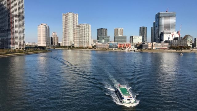 晴海大橋からの眺めを楽しむ