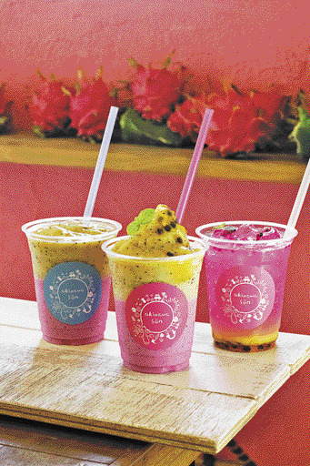 【沖縄でやりたいこと×南国スイーツ】食材が持つ自然の甘さを生かした すっきり味のスムージー「okinawasun(オキナワサン)(美ら海水族館周辺)」