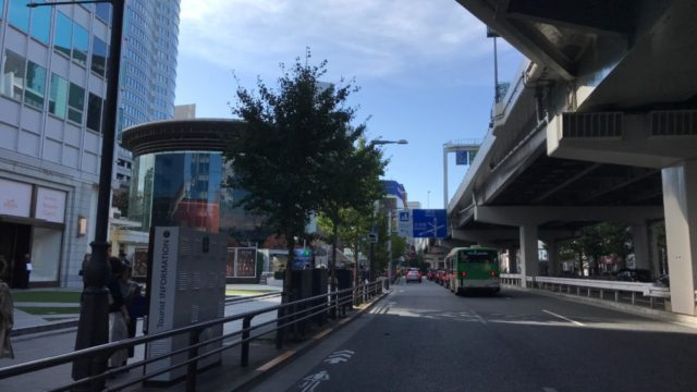 11:15 国道246号線から乃木坂を経由して六本木へ