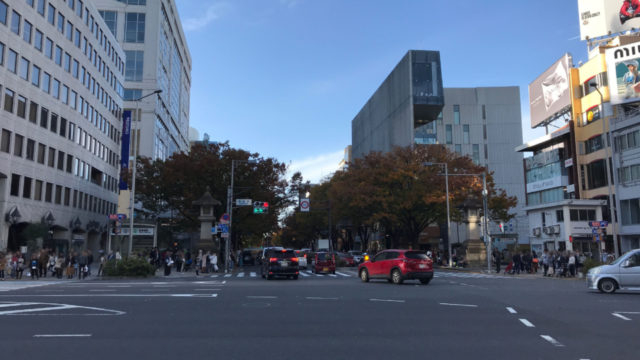 近現代建築博物館としての青山みゆき通りと表参道