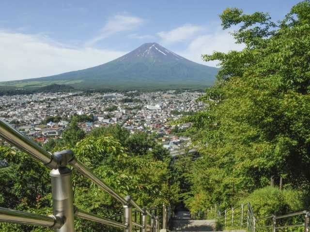 新倉山浅間公園