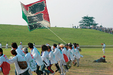 【埼玉×春のおでかけスポット】子どもたちの健やかな成長を願う「大凧あげ祭り」(春日部市)