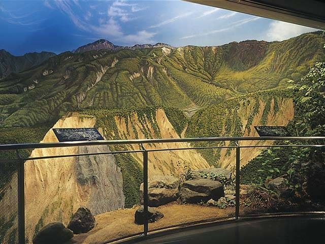 富山県立山カルデラ砂防博物館