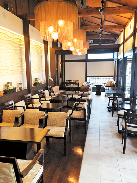 専属パティシエによる手作りスイーツ「HATSUNEYA GARDEN THE CAFÉ」