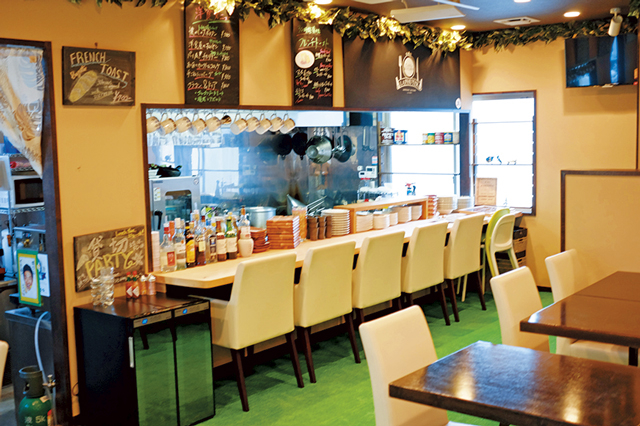 中はしっとりまわりはぷるぷる「Cafe&Kitchen Laphuter」