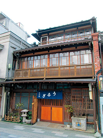 200年以上も変わらない味「小川菊」