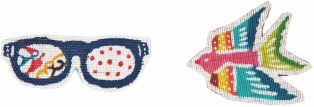 【沖縄土産×紅型】ワンポイントで存在感をアピール「ブローチ」