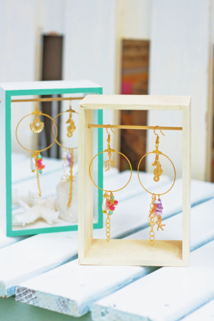 手作りのキュートなアクセサリー「TeeUnder」