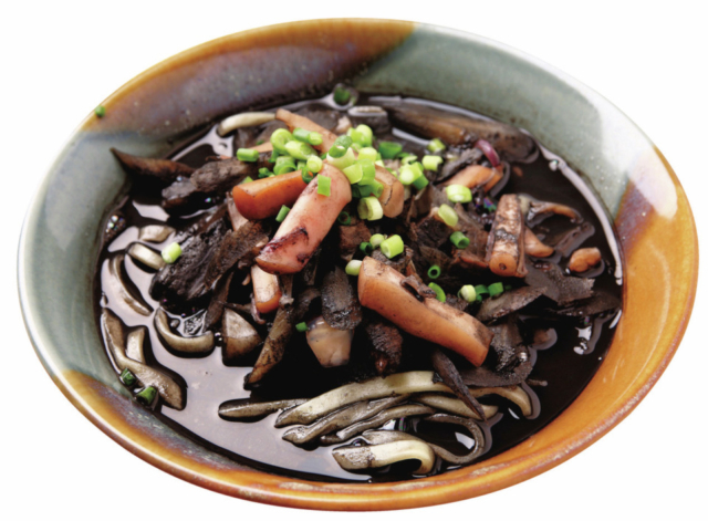 【まだある!沖縄そばの人気店】八重善