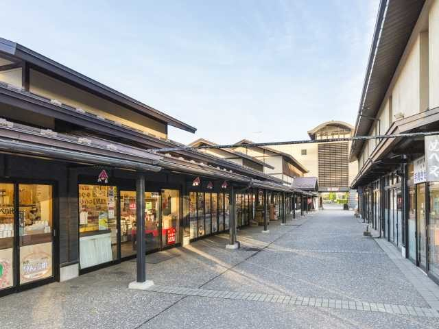 【青森観光おすすめの観光スポット】津軽藩ねぷた村