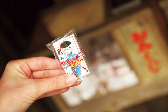 三峯神社の見どころ②「恋みくじ」