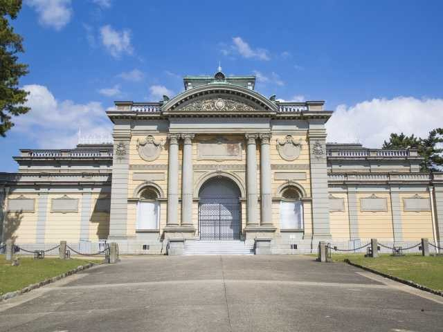 奈良国立博物館