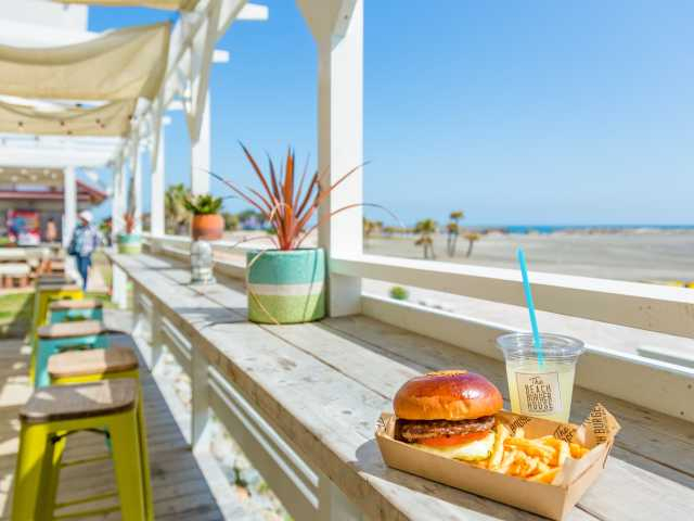 The BEACH BURGER HOUSE