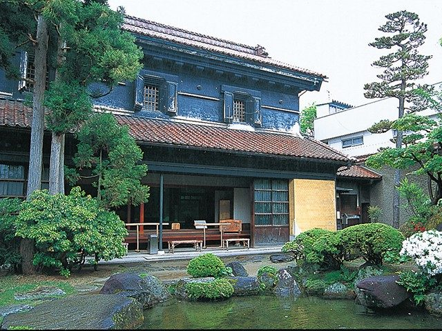 旧甲斐家蔵住宅