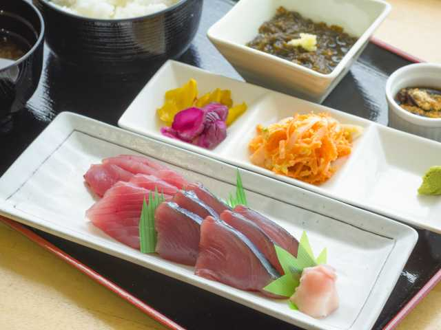 おーばんまい食堂