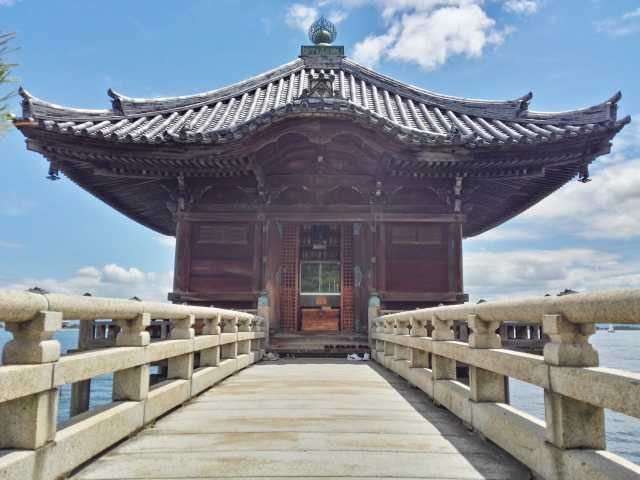浮御堂(満月寺)