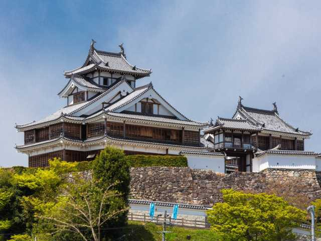 まちを見渡す福知山のシンボル「福知山城」
